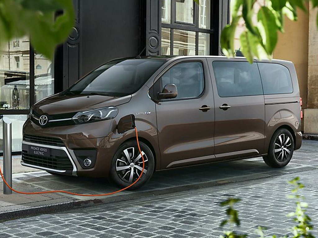 Proace Verso Electric 50kWh Shuttle Long 136hp