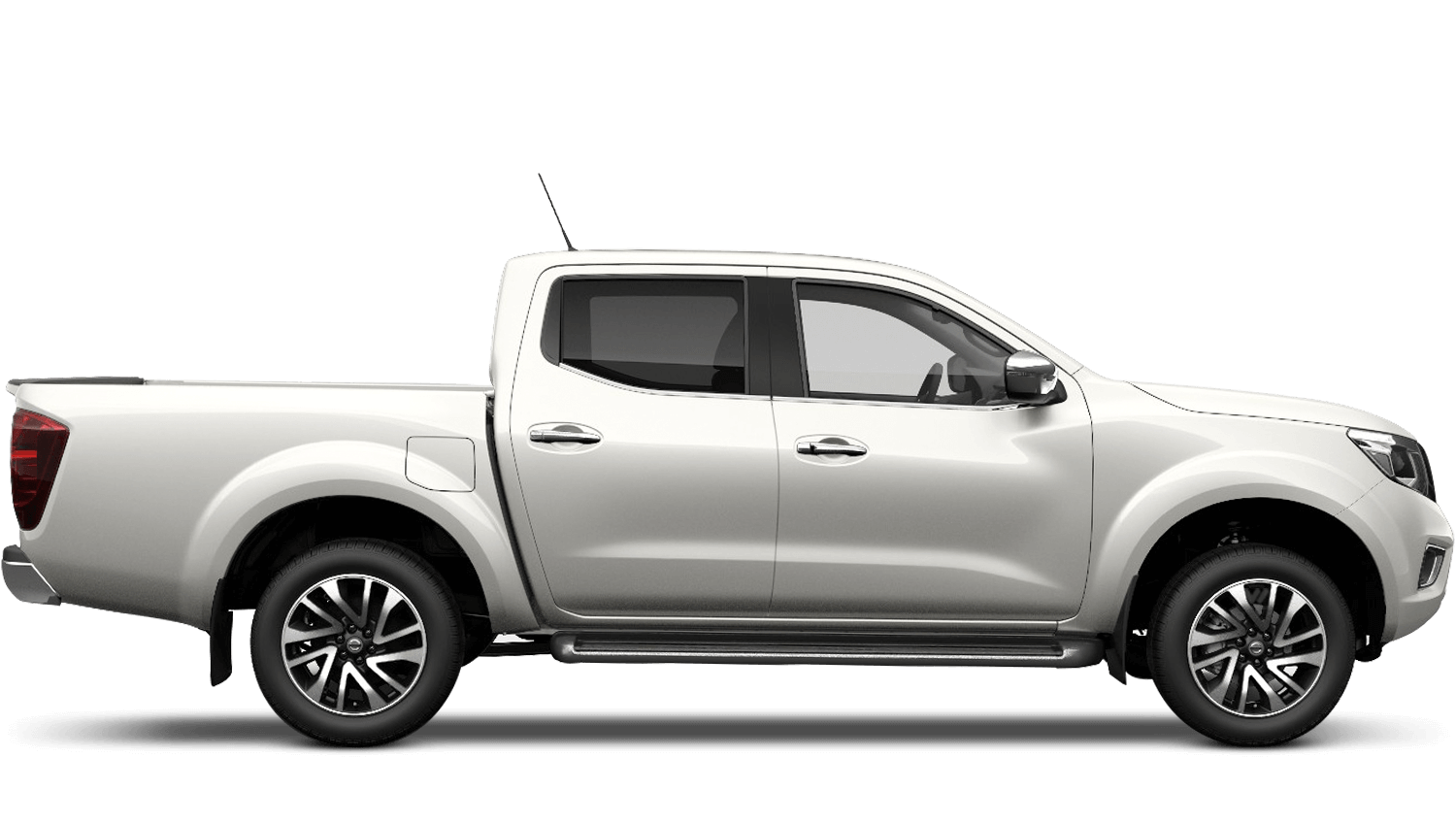 Storm White Nissan Navara